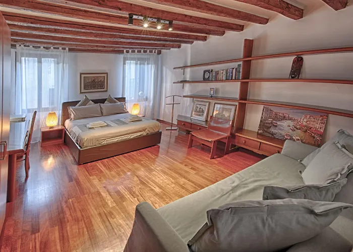 Nocleg ze śniadaniem San Giacomo 2*