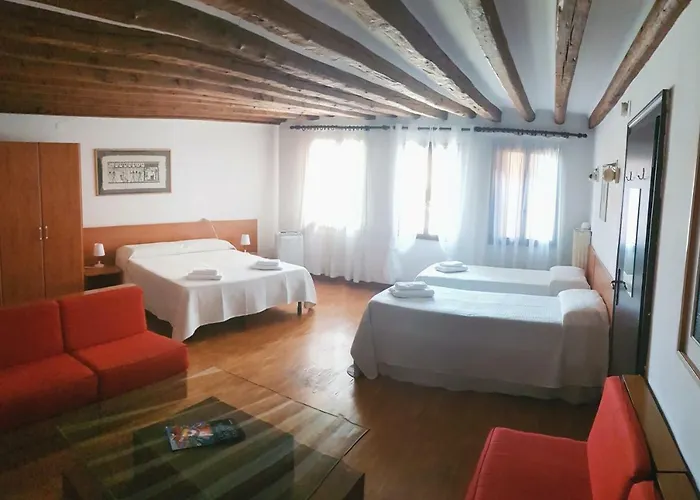 Nocleg ze śniadaniem San Giacomo 2*