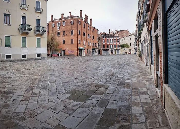 San Giacomo Oda ve Kahvaltı Venedik