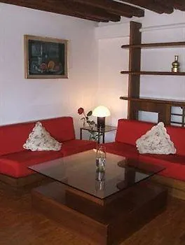 San Giacomo 2* Venedik